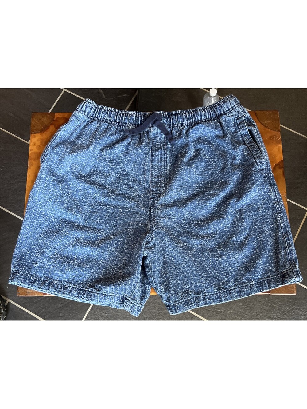 The Stronghold Textured Denim Shorts Men XL Loose Fit Drawstring Elastic Waist